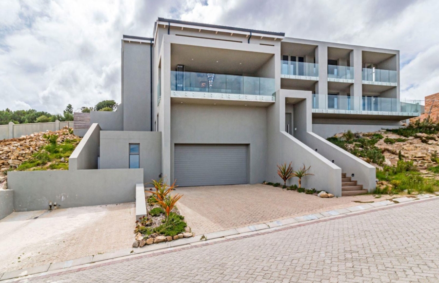 7 Bedroom Property for Sale in Fairhaven Country Estate Western Cape